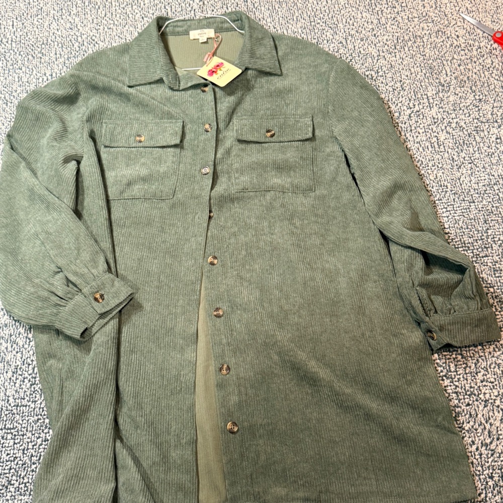 Entro Womens Sage Green Corduroy Button Down Shirt Jacket Shacket Large NEW